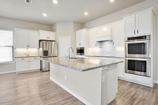 9803 Xenia Avenue, Lubbock, TX 79424