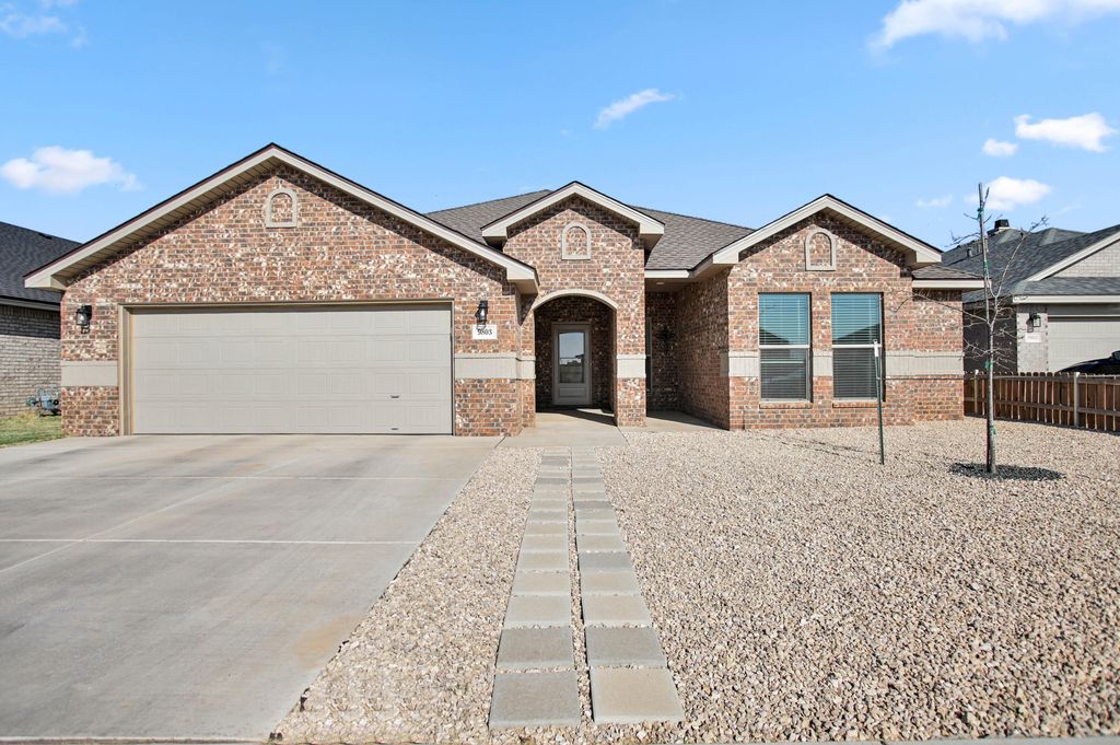 9803 Xenia Avenue, Lubbock, TX 79424