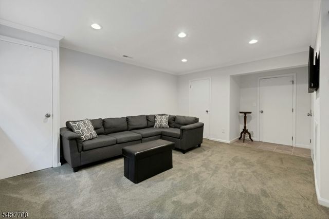 30 Elm St 30C, Summit City, NJ 07901
