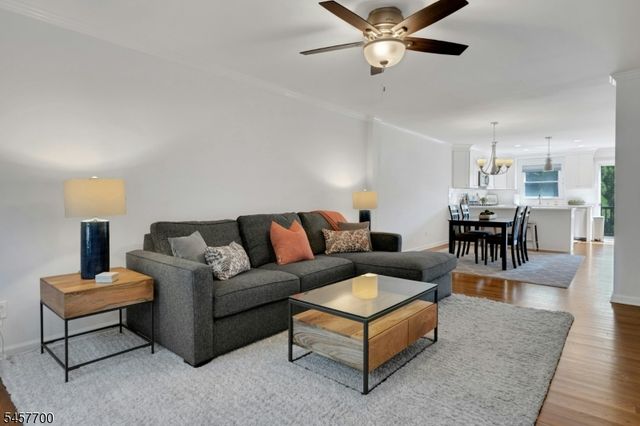 30 Elm St 30C, Summit City, NJ 07901