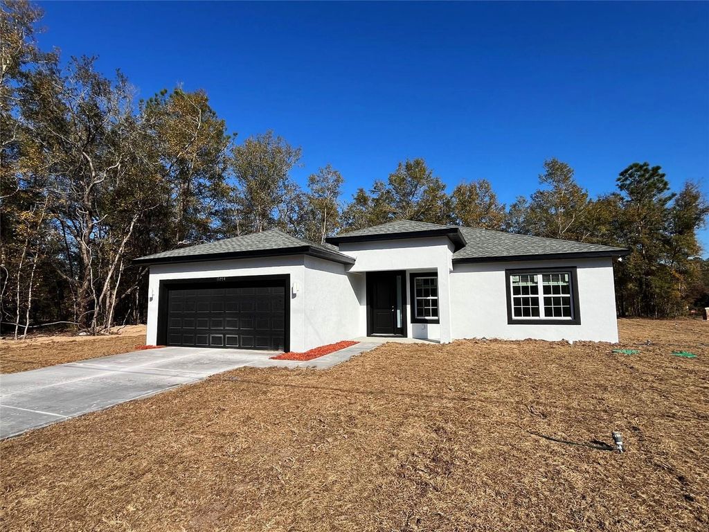 Image 2 of property listing at 11054 N ACADEMY DRIVE, Dunnellon, FL 34434