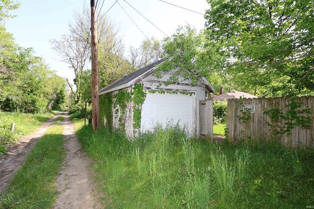 1233 Wilber Street, South Bend, IN 46628