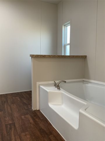 118 Willow Ridge Circle, Southmayd, TX 75092