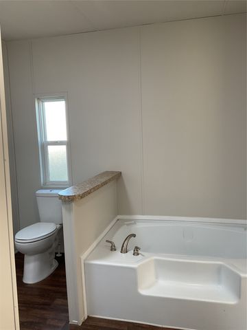 118 Willow Ridge Circle, Southmayd, TX 75092