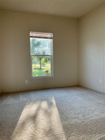 118 Willow Ridge Circle, Southmayd, TX 75092