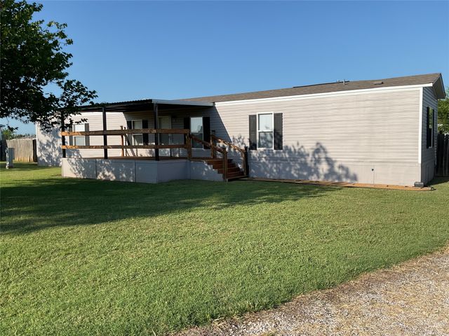 118 Willow Ridge Circle, Southmayd, TX 75092