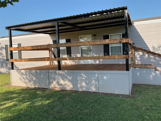 118 Willow Ridge Circle, Southmayd, TX 75092