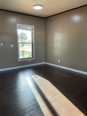 118 Willow Ridge Circle, Southmayd, TX 75092