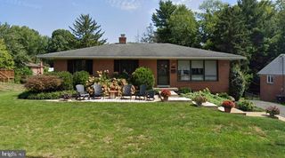 410 SPRING DR, Millersville, PA 17551