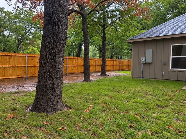 123 SEAGROVE Lane, Quinlan, TX 75474