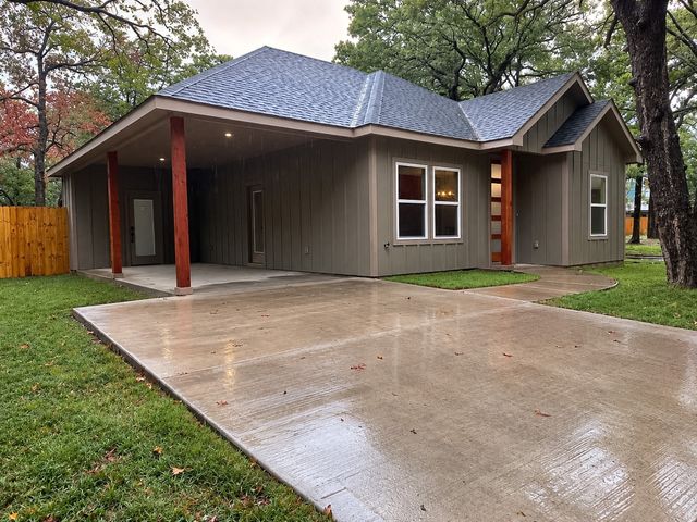 123 SEAGROVE Lane, Quinlan, TX 75474