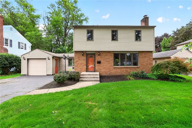 106 Stonehenge Road, Irondequoit, NY 14609