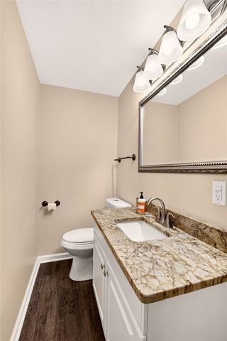 106 Stonehenge Road, Irondequoit, NY 14609