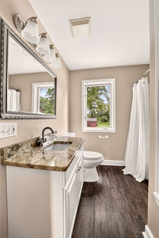 106 Stonehenge Road, Irondequoit, NY 14609