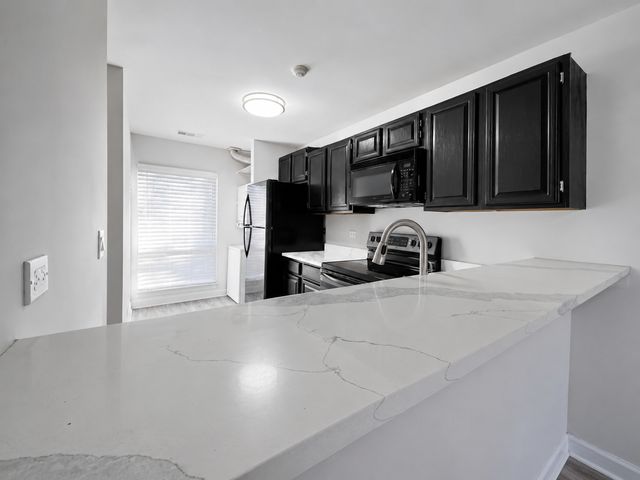 5931 Meadow Drive 157A, Lisle, IL 60532