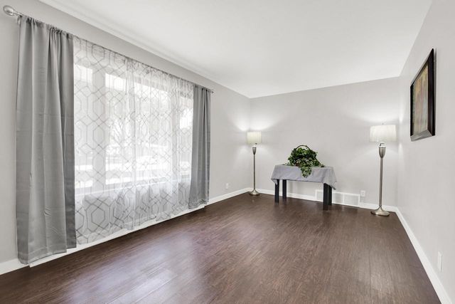 17550 Brooklawn DRIVE, Brookfield, WI 53045