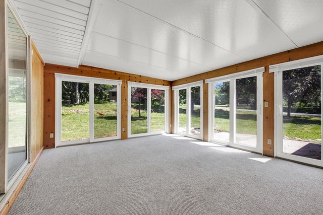 17550 Brooklawn DRIVE, Brookfield, WI 53045