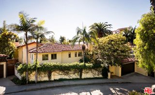 7050 La Presa Drive, Los Angeles, CA 90068