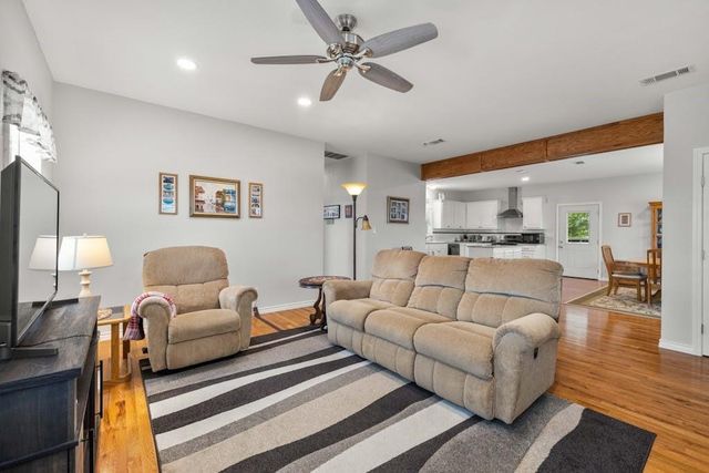 1881 County Road 251, Florence, TX 76527