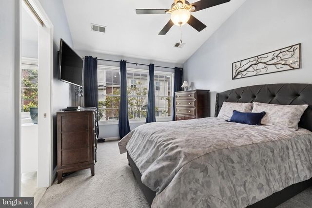 3911 CHARLES AVE, Alexandria, VA 22305