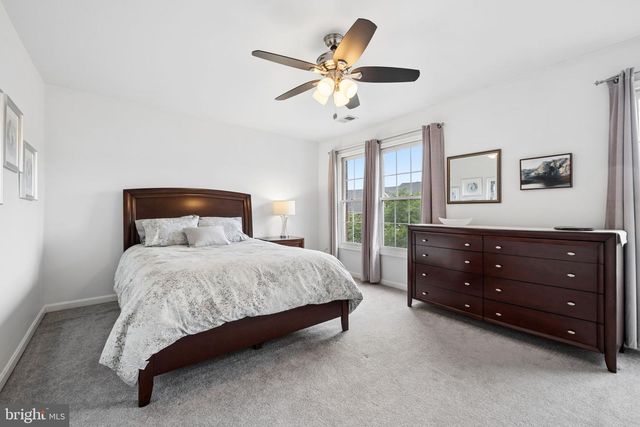 3911 CHARLES AVE, Alexandria, VA 22305