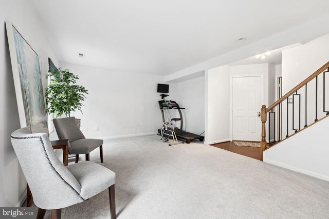 3911 CHARLES AVE, Alexandria, VA 22305
