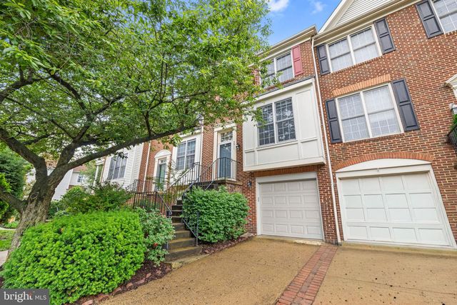 3911 CHARLES AVE, Alexandria, VA 22305
