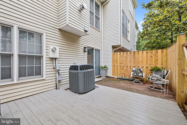 3911 CHARLES AVE, Alexandria, VA 22305