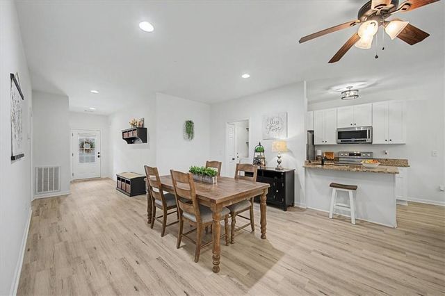 182 Towne Villas Drive, Jasper, GA 30143