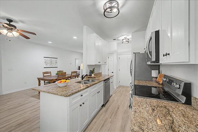 182 Towne Villas Drive, Jasper, GA 30143
