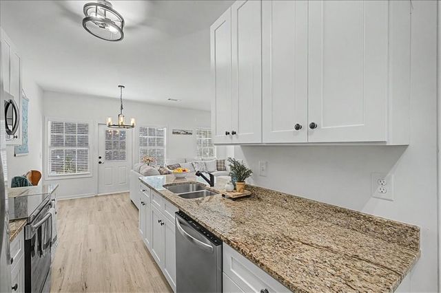 182 Towne Villas Drive, Jasper, GA 30143