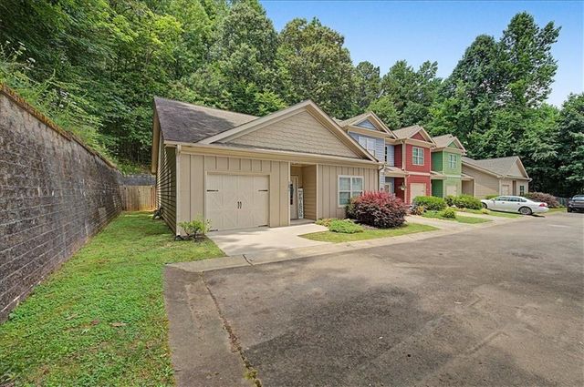 182 Towne Villas Drive, Jasper, GA 30143