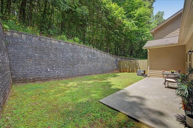 182 Towne Villas Drive, Jasper, GA 30143