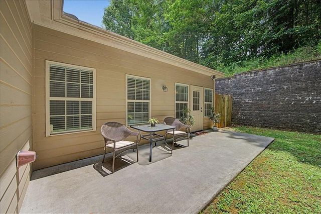 182 Towne Villas Drive, Jasper, GA 30143