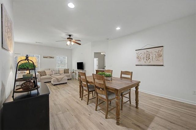 182 Towne Villas Drive, Jasper, GA 30143