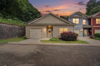 182 Towne Villas Drive, Jasper, GA 30143