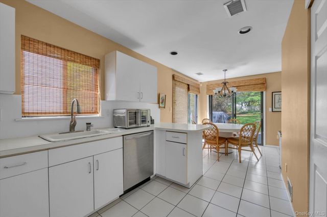 47 Northgate Circle, Melville, NY 11747
