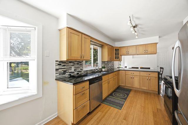 904 Chippewa Drive, Elgin, IL 60120