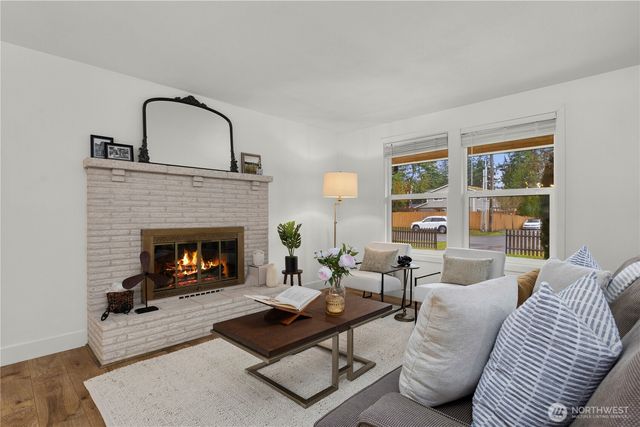 35844 13th Avenue SW, Federal Way, WA 98126