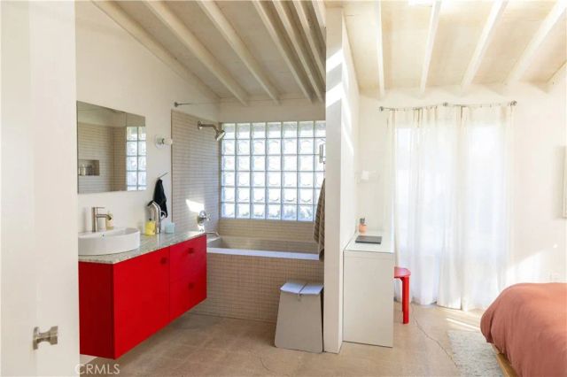 326 Princeton Drive, Costa Mesa, CA 92626