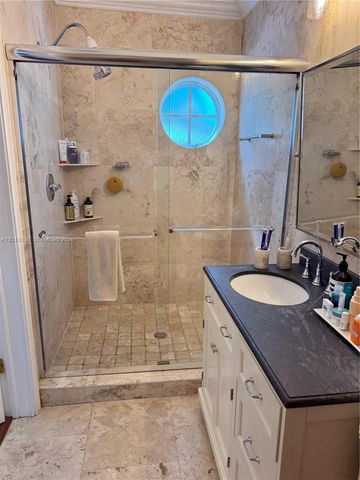125 W Sunrise Ave, Coral Gables, FL 33133