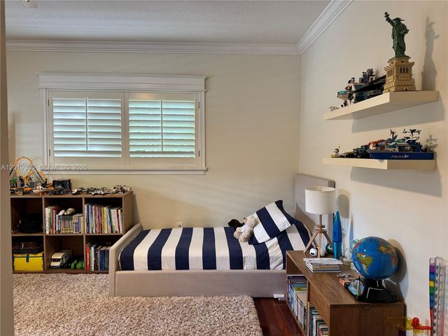 125 W Sunrise Ave, Coral Gables, FL 33133