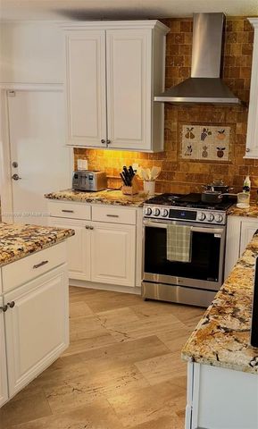 125 W Sunrise Ave, Coral Gables, FL 33133