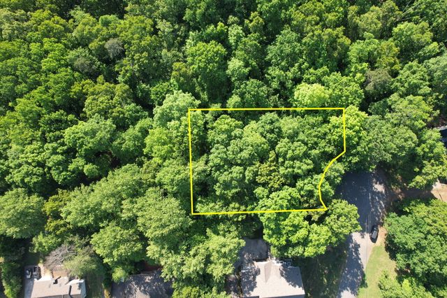 3470 Crown Colony Drive NW, Cleveland, TN 37312