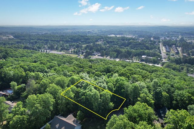 3470 Crown Colony Drive NW, Cleveland, TN 37312