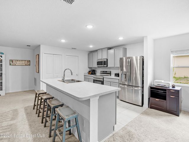 1011 Starfire Street SE, Palm Bay, FL 32909