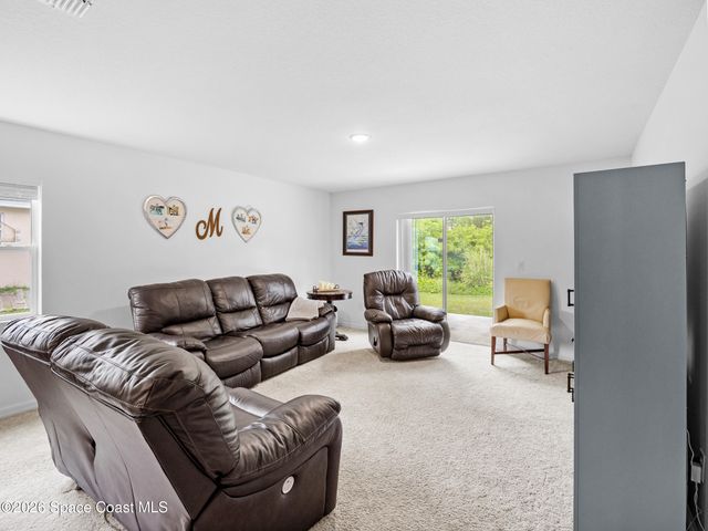 1011 Starfire Street SE, Palm Bay, FL 32909