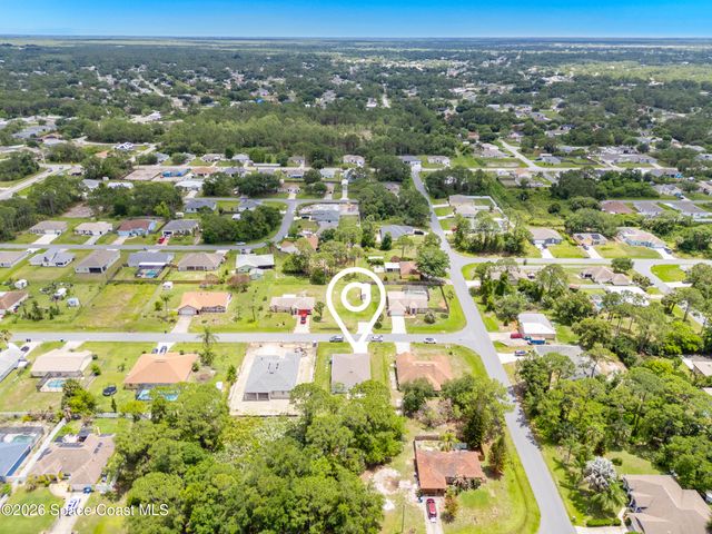 1011 Starfire Street SE, Palm Bay, FL 32909