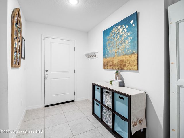 1011 Starfire Street SE, Palm Bay, FL 32909