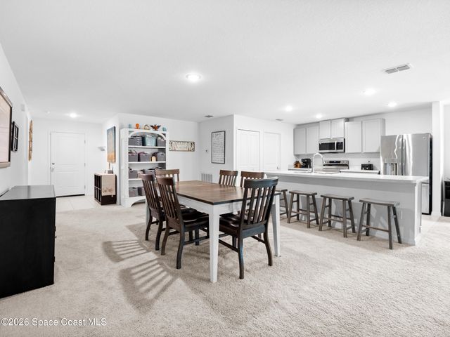 1011 Starfire Street SE, Palm Bay, FL 32909